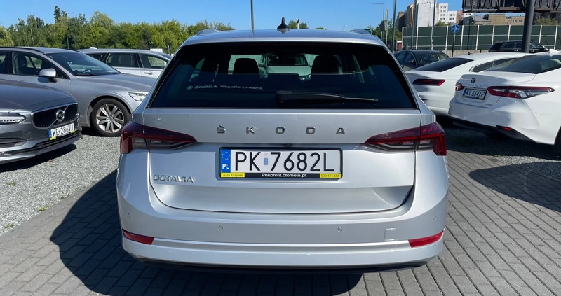 Skoda Octavia cena 78900 przebieg: 159000, rok produkcji 2021 z Janowiec Wielkopolski małe 232